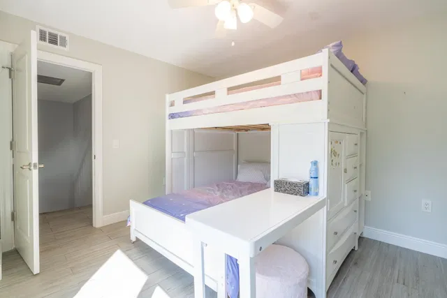 Residence photo 29