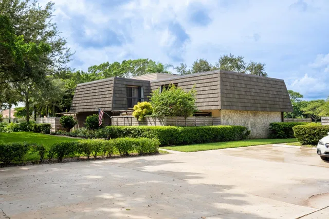 Residence photo 36