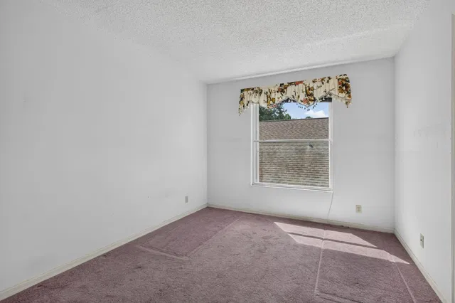 Residence photo 15