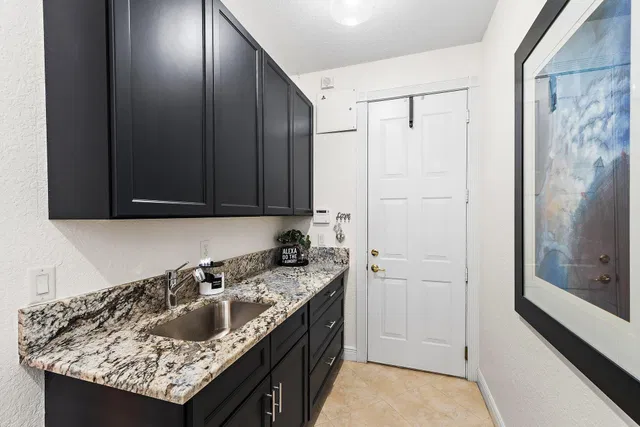  Residence photo 21