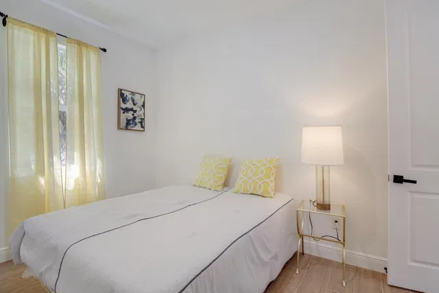Residence photo 20