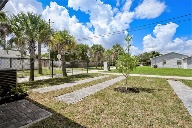 Residence photo 29