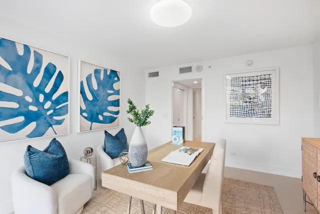 Unit 504 photo 17