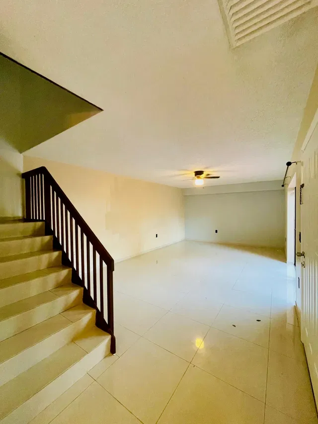 Residence photo 8