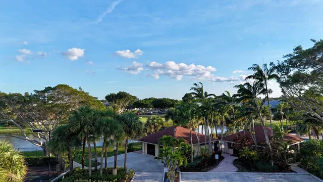 Residence photo 18
