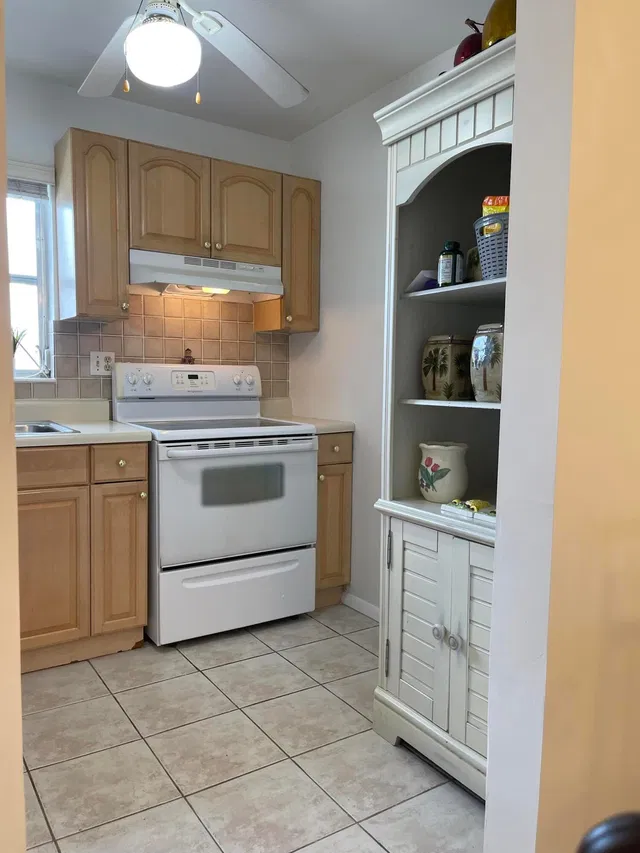  Residence photo 36