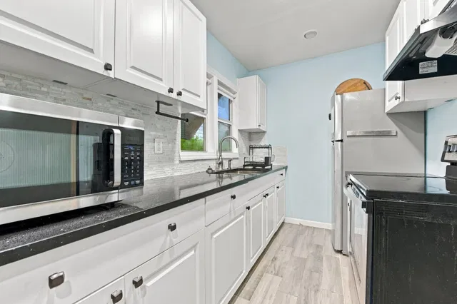 Residence photo 8