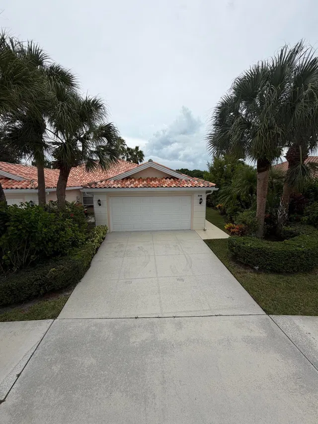 Residence photo 4