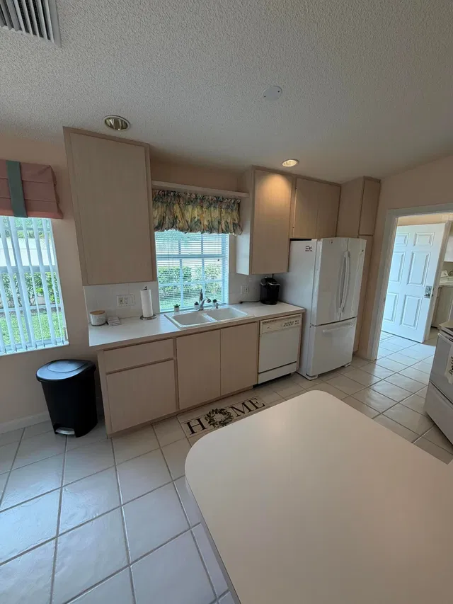 Residence photo 9
