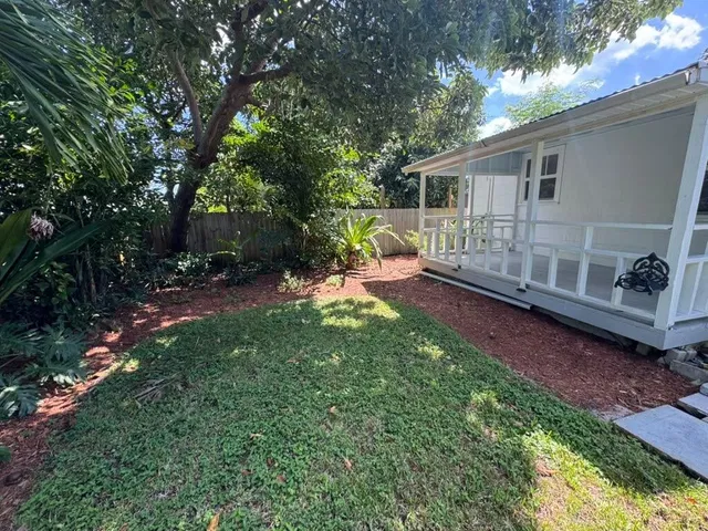  Residence photo 5