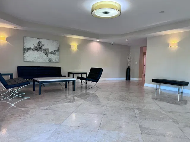  Unit 2080 photo 14