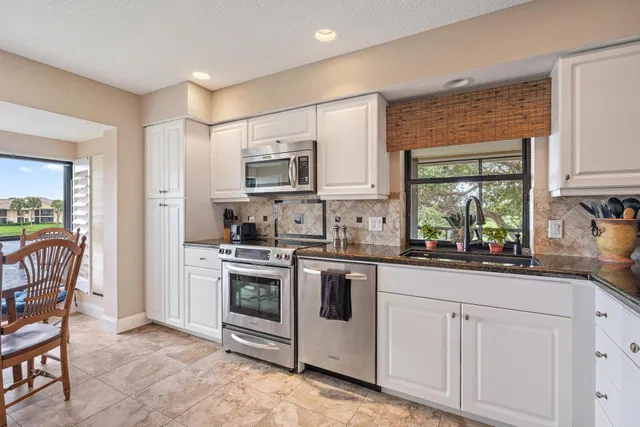 Jonathan's Landing Jupiter FL Unit 220 photo 9