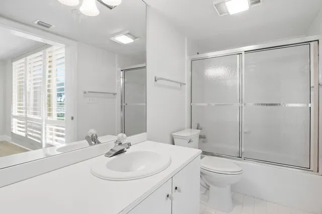 Sea Ranch Club of Boca Unit 109 photo 27