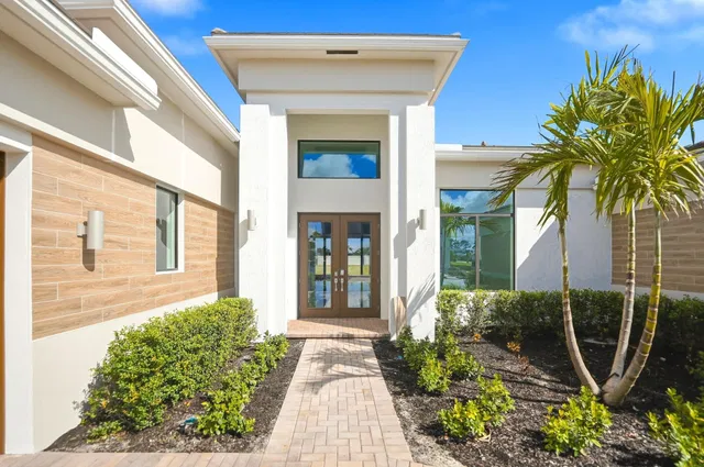  Residence photo 5