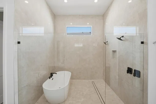  Residence photo 17