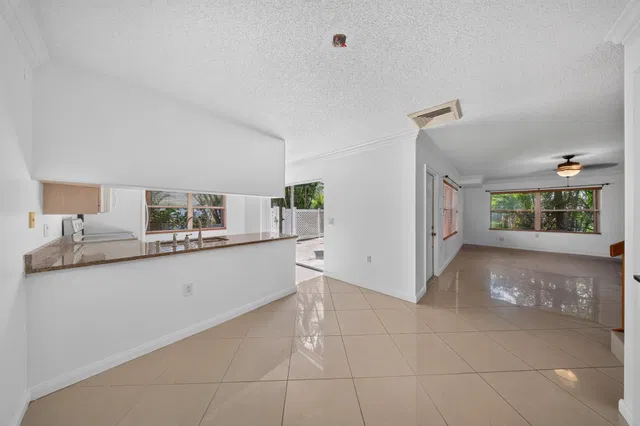 Residence photo 7