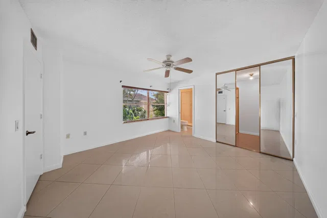 Residence photo 27