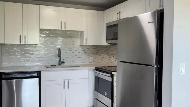  Residence photo 6