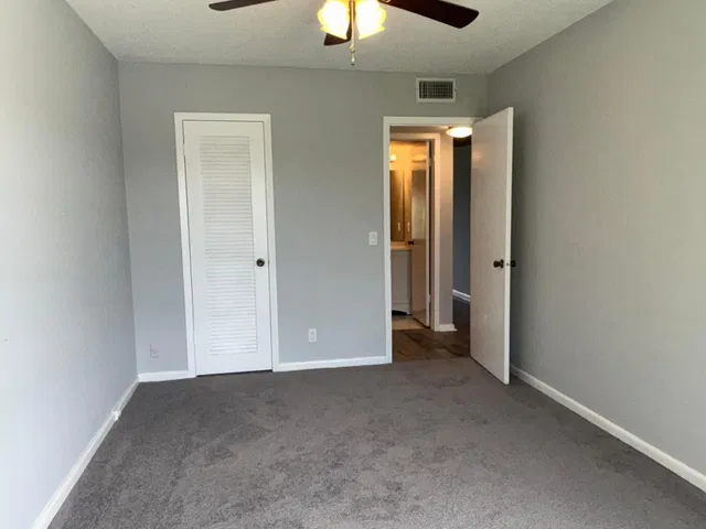  Residence photo 11