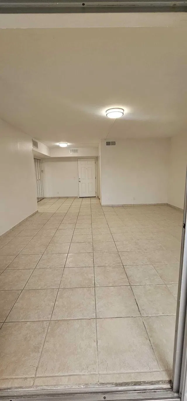 Unit 102 photo 22