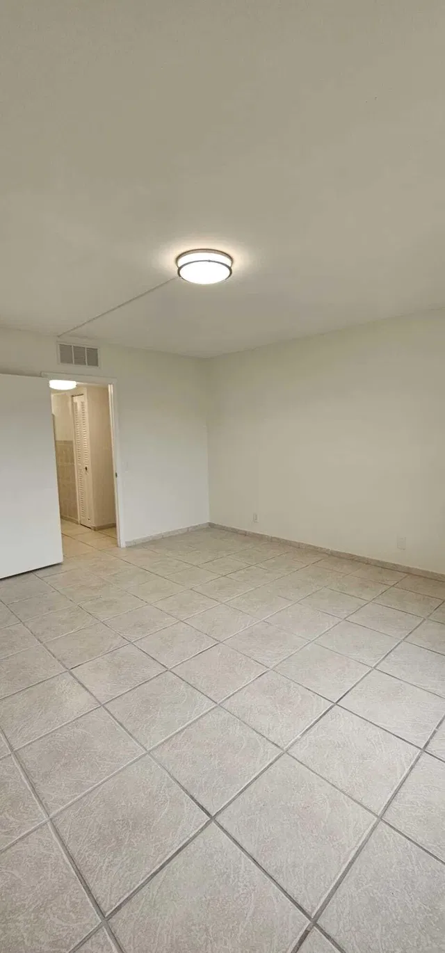 Unit 102 photo 51