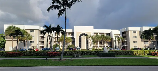 3525 S Ocean Boulevard #304