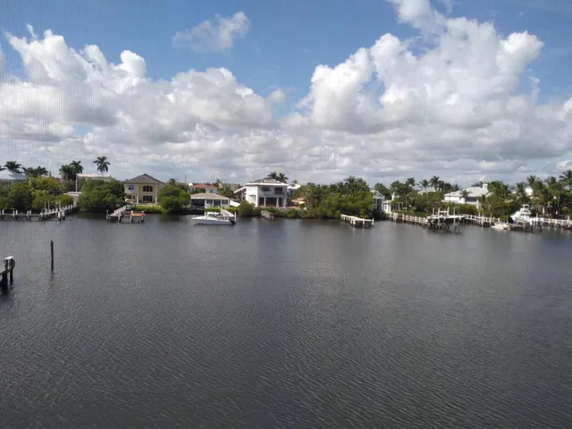 South Palm Beach Unit 304 photo 8
