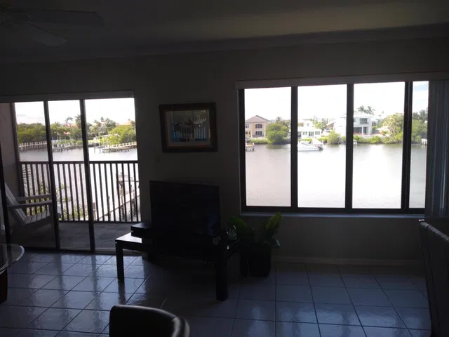 South Palm Beach Unit 304 photo 12
