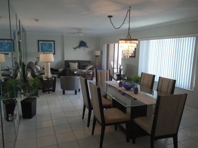South Palm Beach Unit 304 photo 14