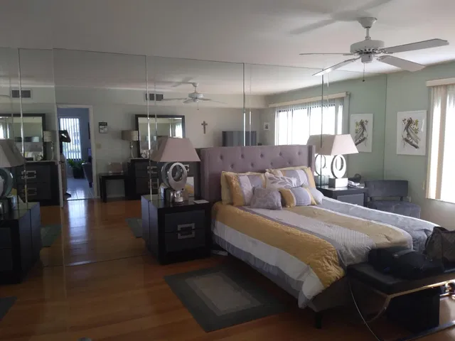 South Palm Beach Unit 304 photo 19