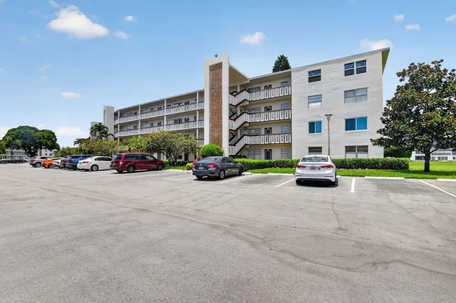  Residence photo 4