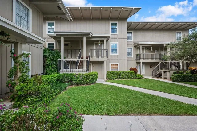 Residence photo 3