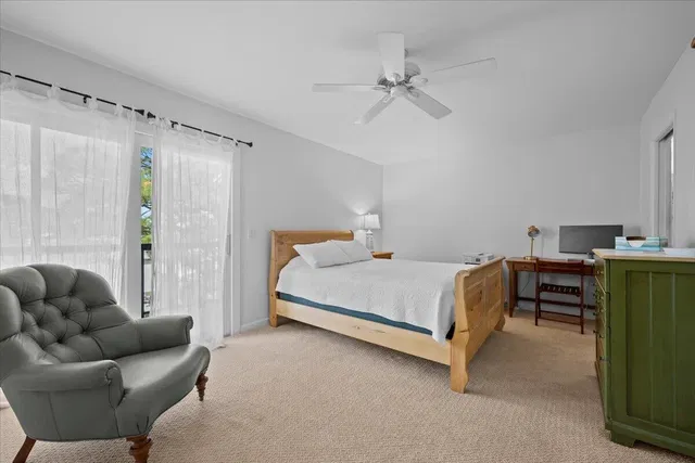 Residence photo 18