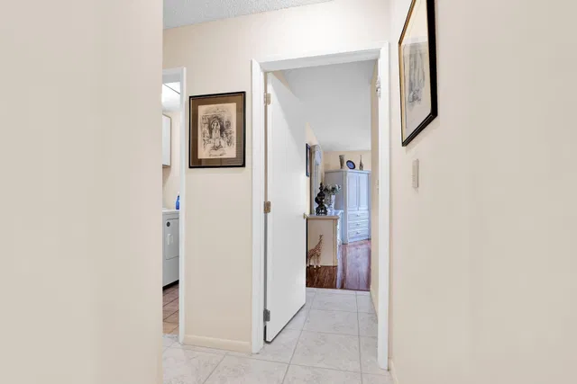  Residence photo 13