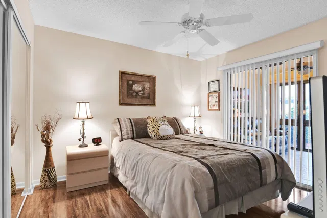  Residence photo 17