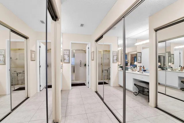  Residence photo 25