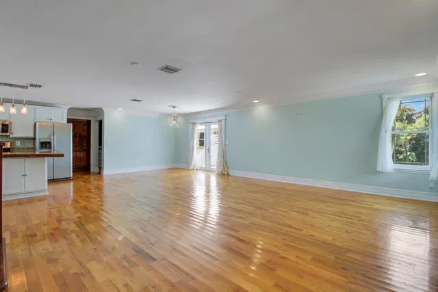 Residence photo 9
