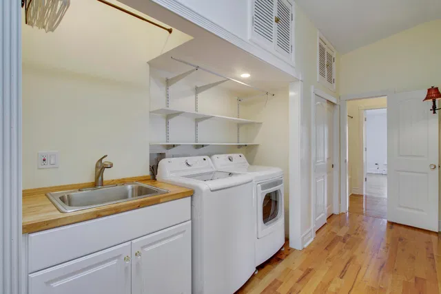 Residence photo 43