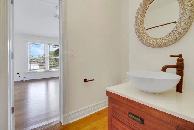 Residence photo 59