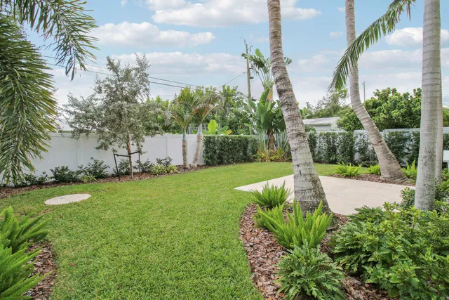 Residence photo 63