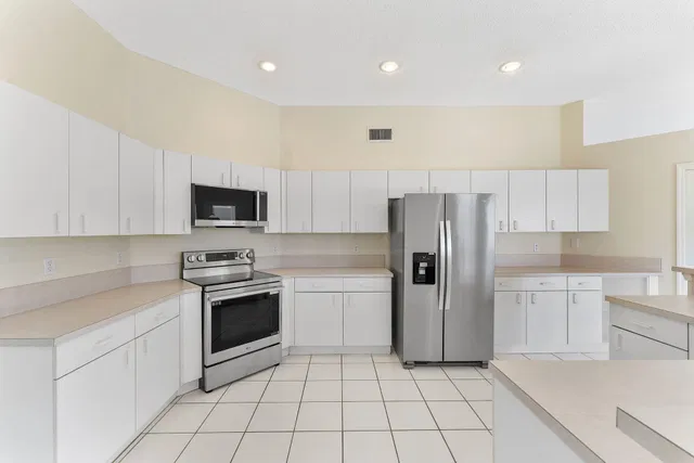  Residence photo 17