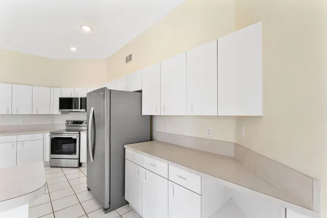  Residence photo 20