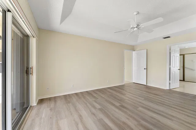 Residence photo 25