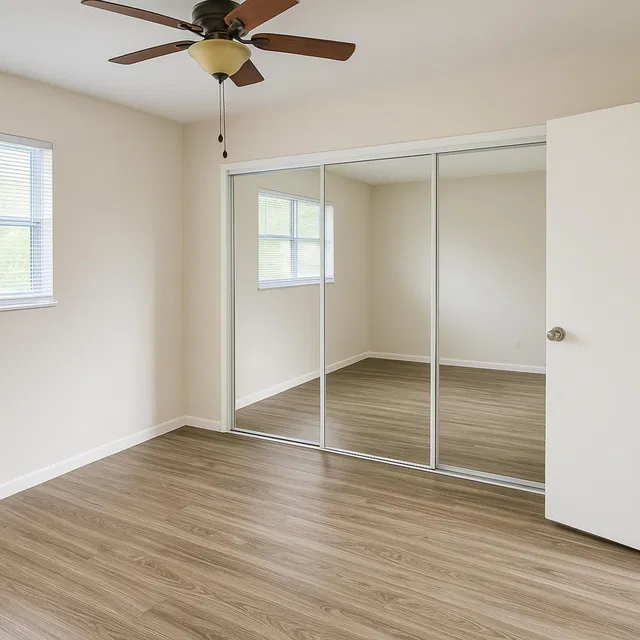 Unit Apt 9 photo 9