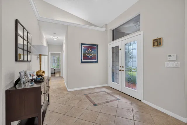  Residence photo 9