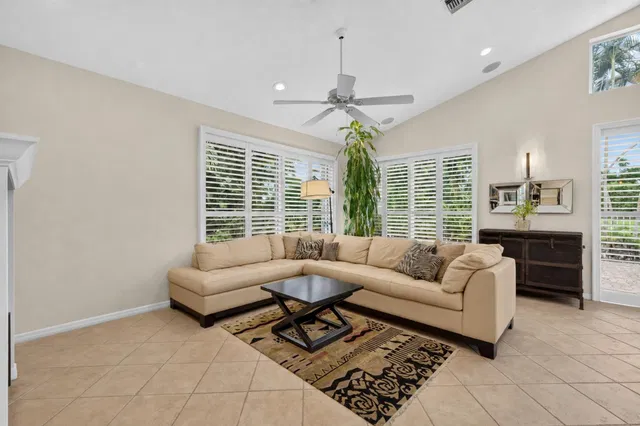  Residence photo 29