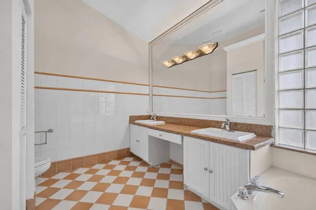  Residence photo 36