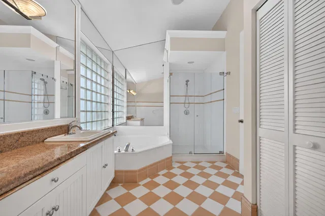  Residence photo 38