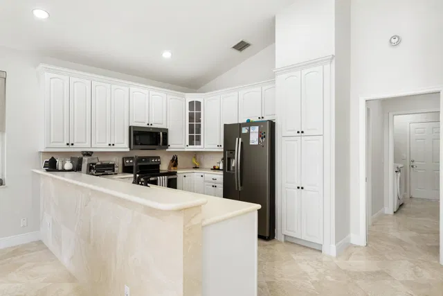 Residence photo 10