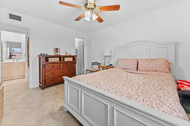  Residence photo 17